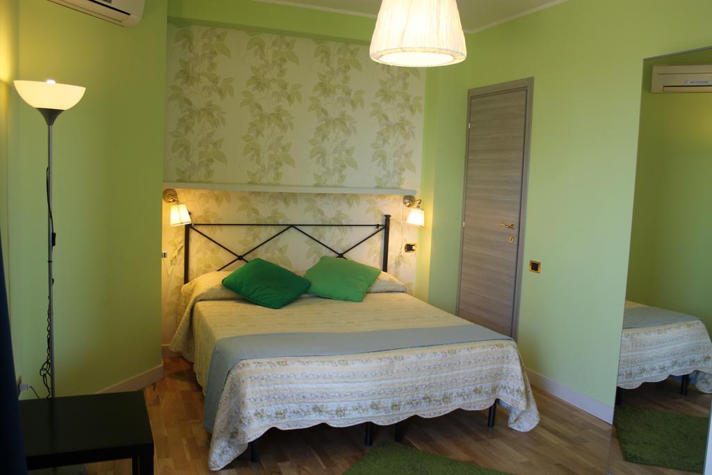 Axia Terme B&B, 4 Min Dal Centro Storico - Park Privato Viterbo Rum bild